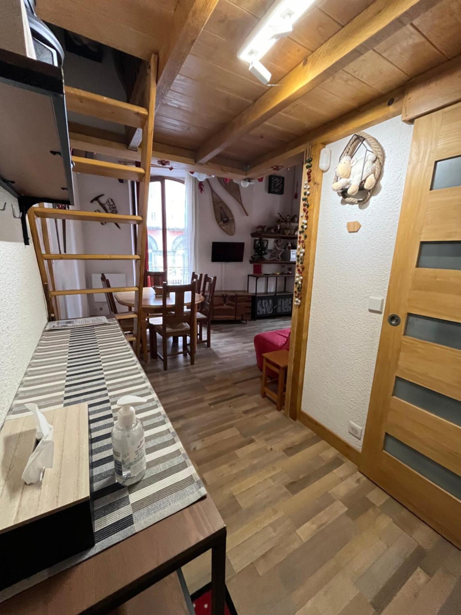 Appartement Proche Centre Ville 4 Personnes Proche Telecabine Wifi Couchages 2 Mezzanines 1Bz Residence La Tourette Cauterets Extérieur photo