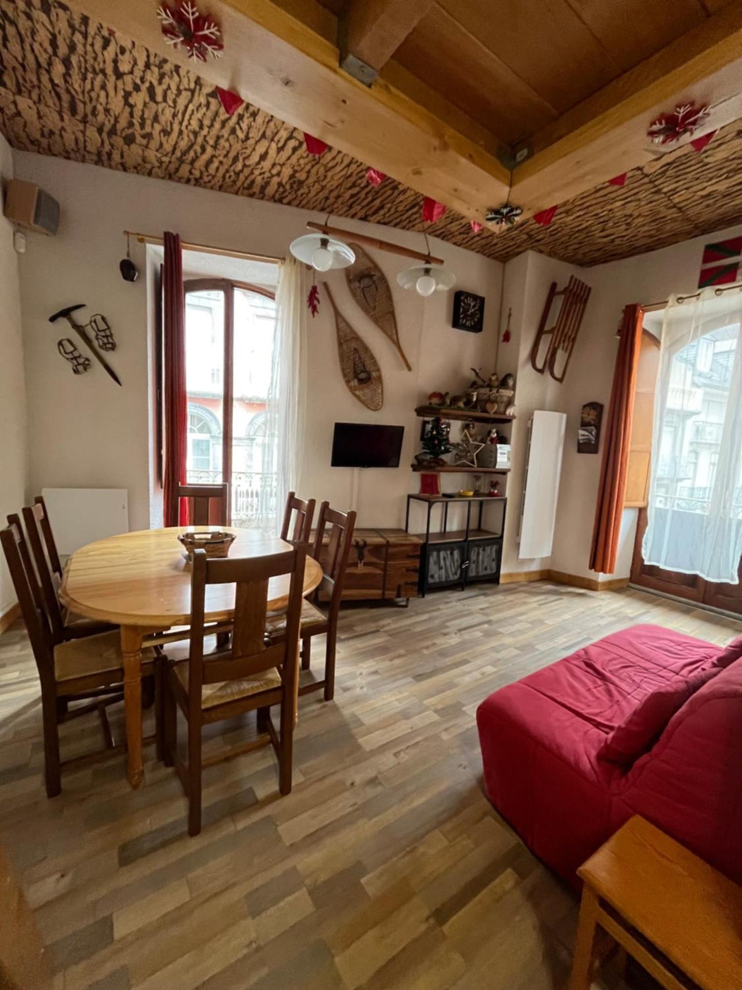 Appartement Proche Centre Ville 4 Personnes Proche Telecabine Wifi Couchages 2 Mezzanines 1Bz Residence La Tourette Cauterets Extérieur photo